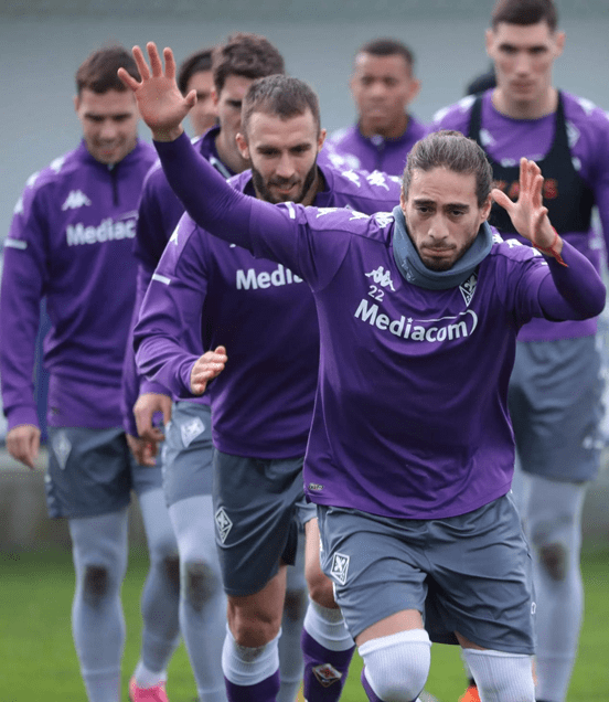  拉齐奥终场前绝杀紫百合，蓝鹰延续争四悬念  